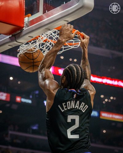 以纪律著称 以纪律著称