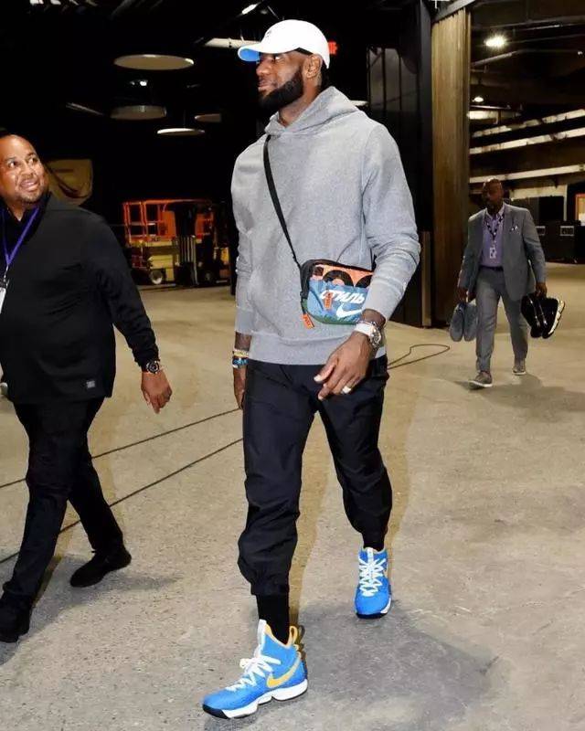 看得更明白 看得更明白